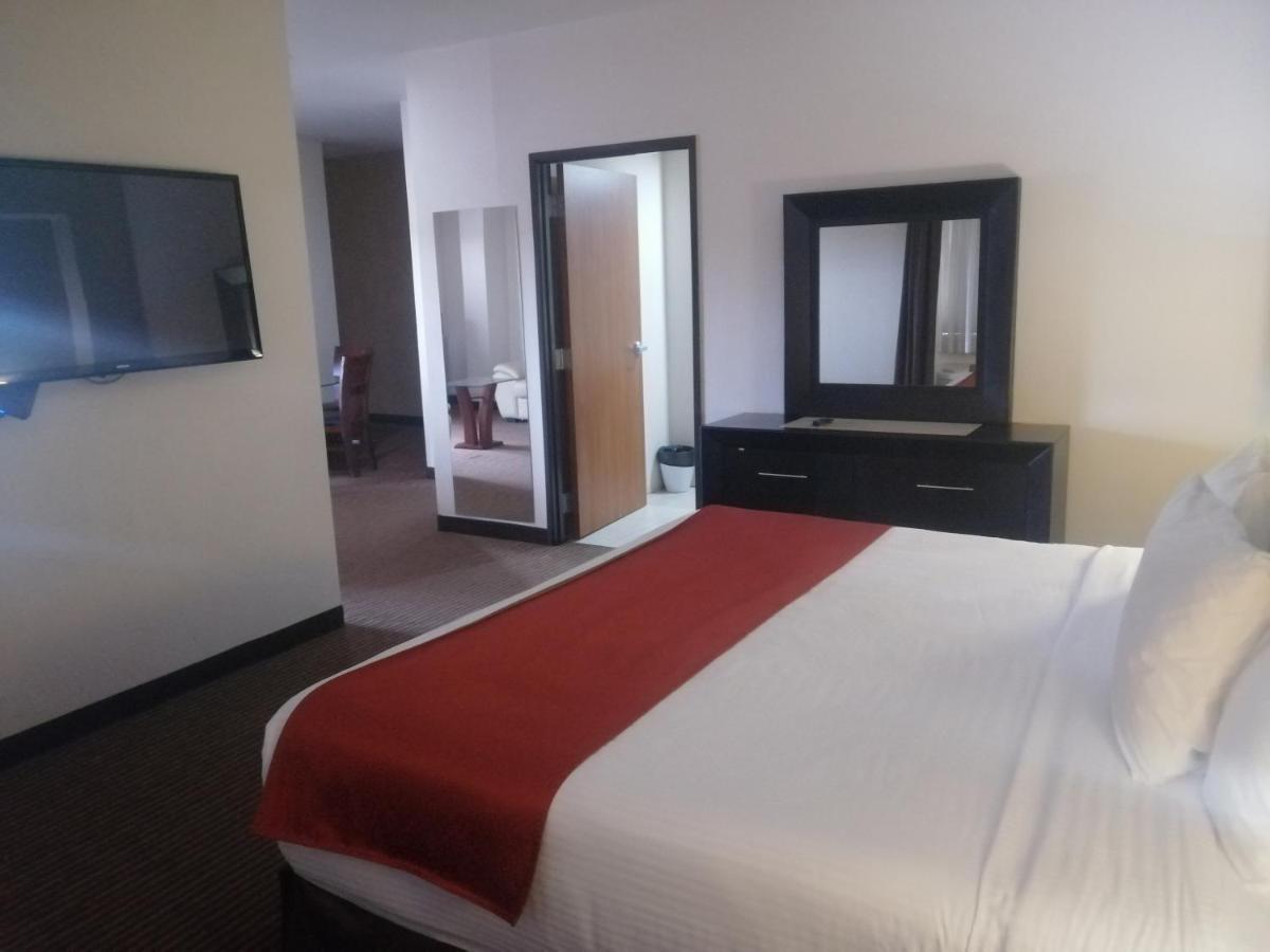 Best Western Plus La Mina Parral Екстер'єр фото
