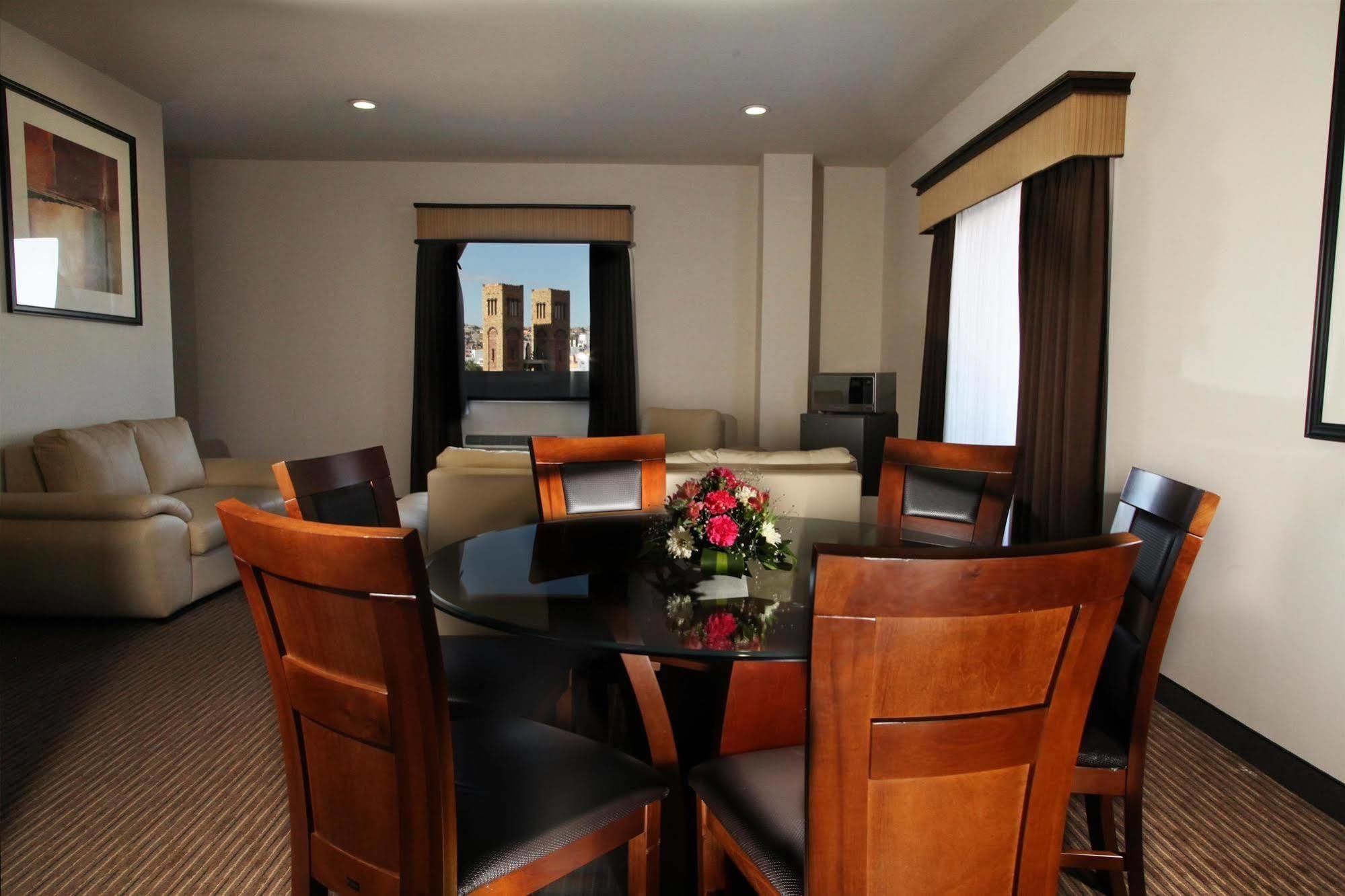Best Western Plus La Mina Parral Інтер'єр фото