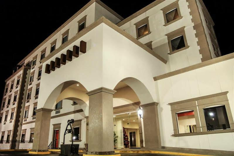 Best Western Plus La Mina Parral Екстер'єр фото